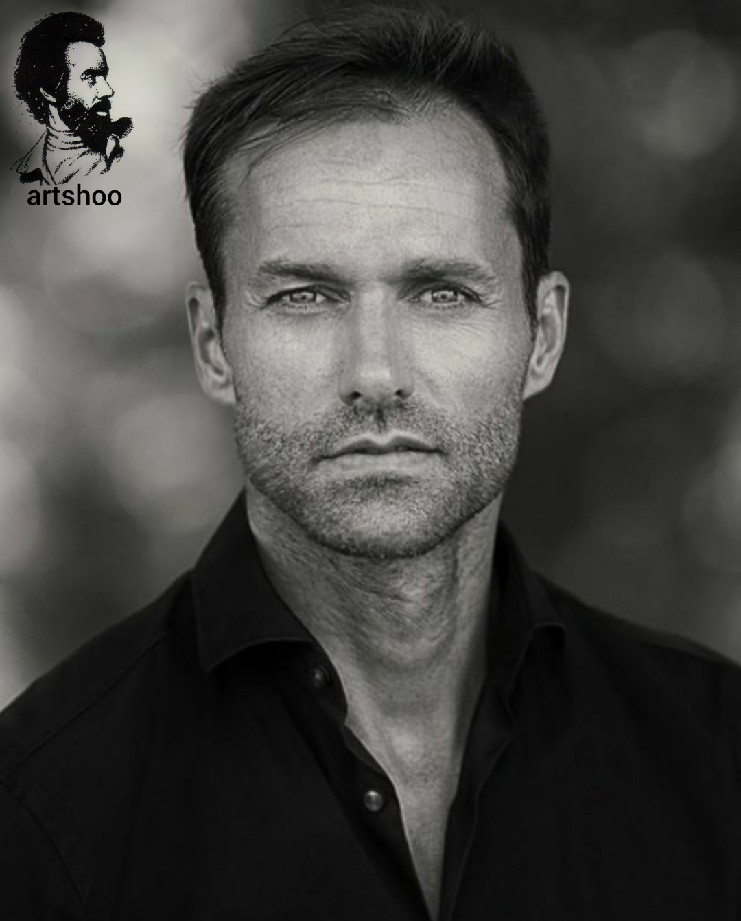 مدل پرتره سیاه قلم